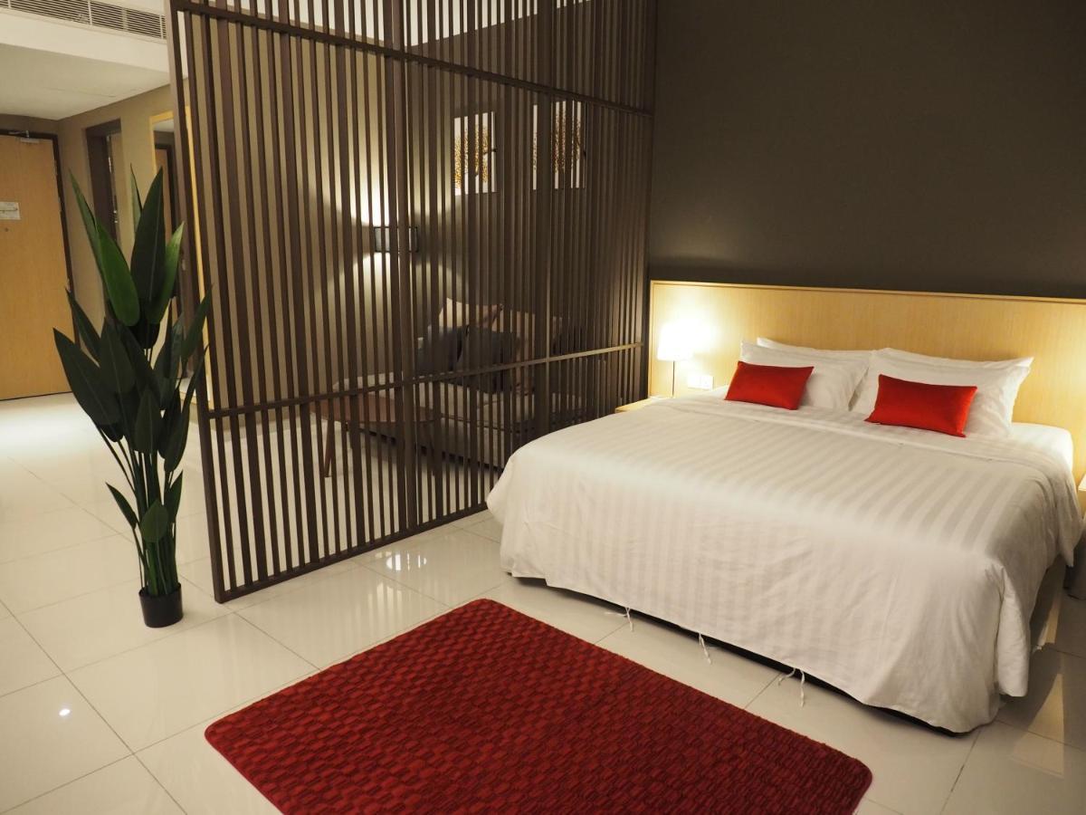 Amanjiwa 99R Apartment Malacca Bagian luar foto